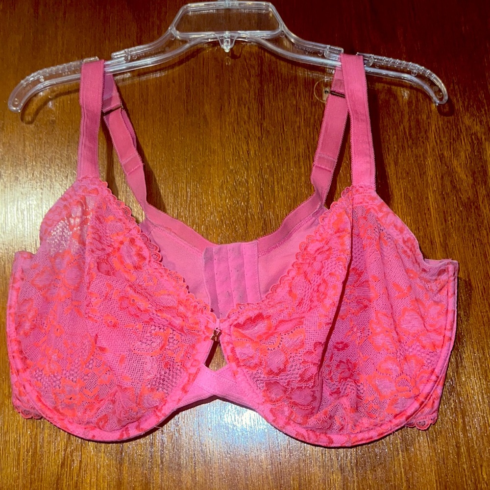 40H Savage x Fenty FLORAL LACE UNLINED BRA WITH X CHARM-SWEETER PINK